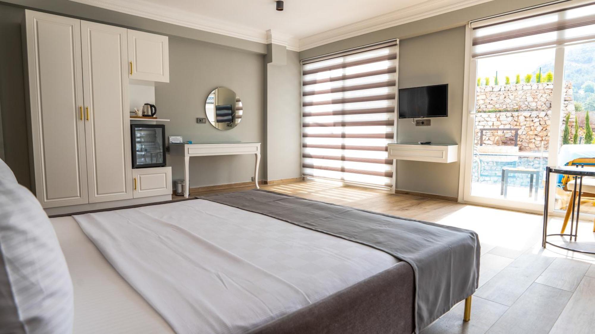 ホテル Ramada By Wyndham Fethiye Oludeniz Adult Only エクステリア 写真