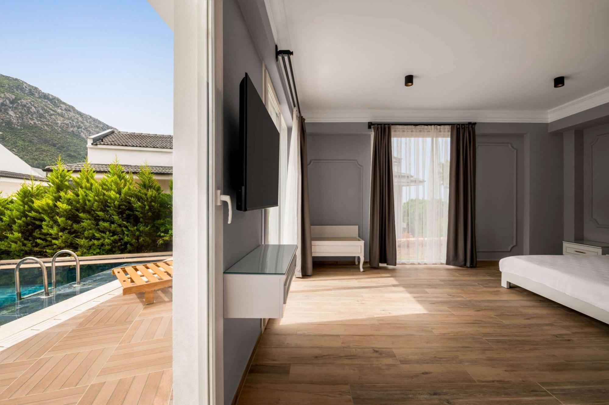 ホテル Ramada By Wyndham Fethiye Oludeniz Adult Only エクステリア 写真